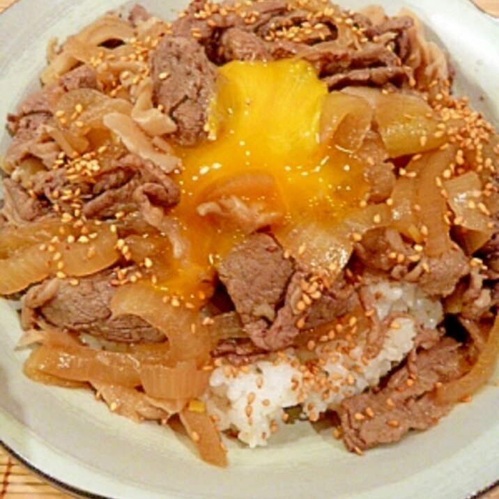 切り方変えるだけ 玉ねぎシャキシャキ 牛丼 レシピ 作り方 By まめもにお 楽天レシピ